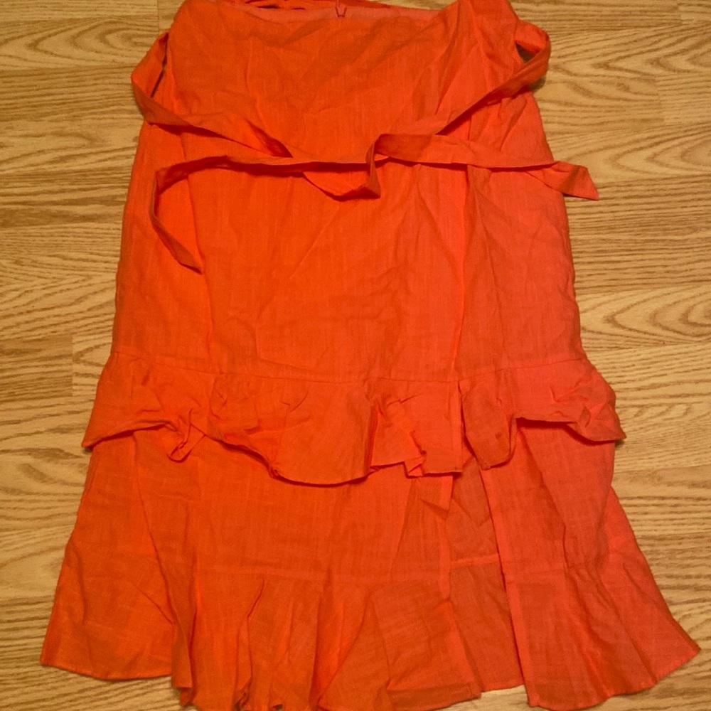 NWT- Coral Skirt
